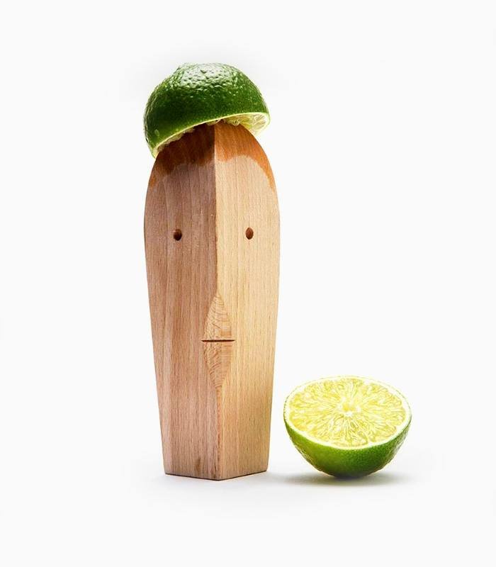 Creative water features and exterior decoration wooden presen 1 - Home Lift